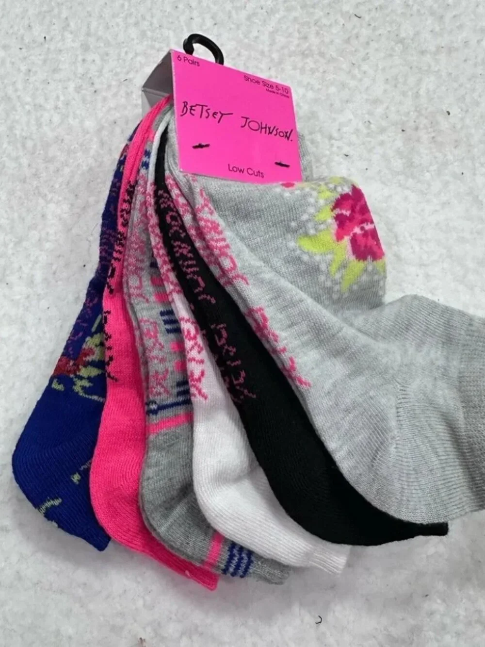 BETSEY JOHNSON LOW CUT SOCKS - 6 PAIR
